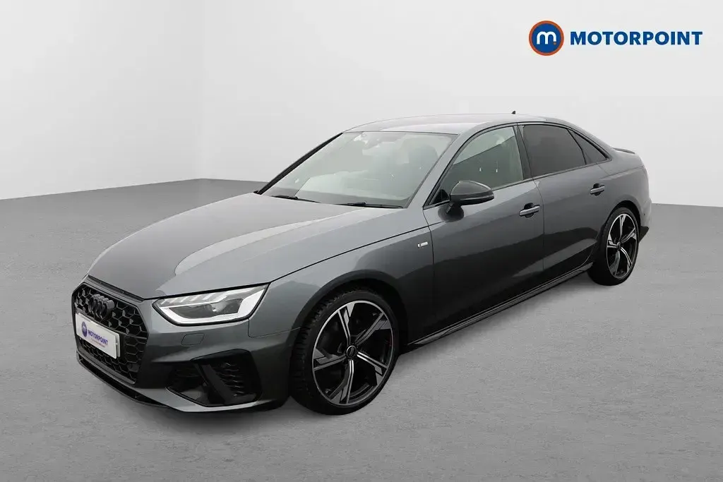 Usado Audi A4 Black Edition 150 CV (110 kW) 2024 Gris Berlina