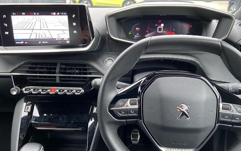 Used Peugeot 2008 Allure+ 131 HP (96 kW) 2023 Blue SUV