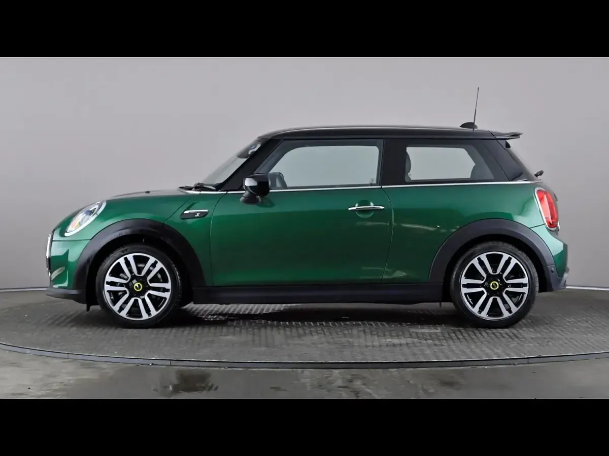 Used Mini Cooper S Hatch 135 kW (184 HP) 2023 Green Hatchback