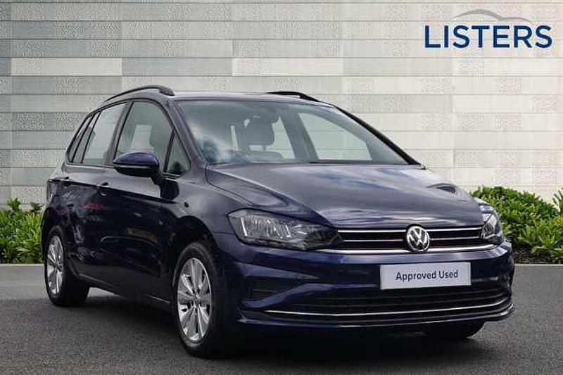 Used 2018 VW Golf VII SE | £11,990 (Good price) - Image 1/4