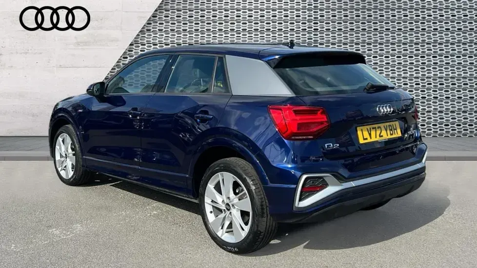 Used Audi Q2 S-Line 150 HP (110 kW) 2022 Blue SUV