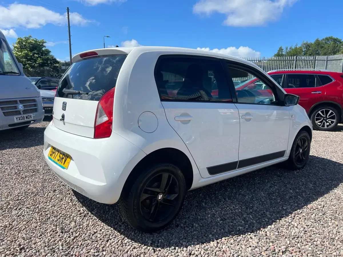 Used Seat Mii Design 2017 White Hatchback