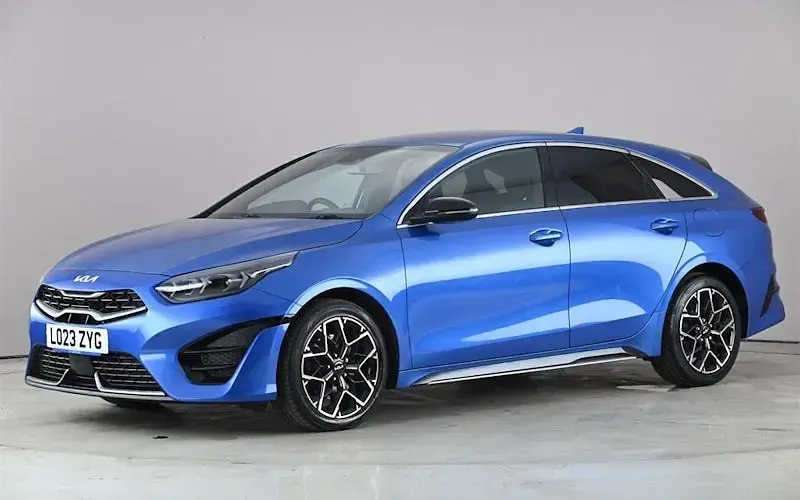 Used Kia ProCeed GT-Line 160 HP (117 kW) 2023 Blue Estate