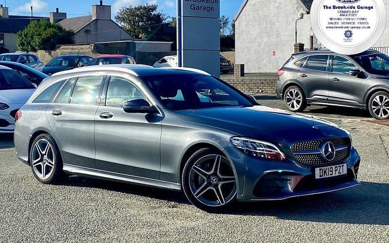 Used 2019 Mercedes C220 AMG line Estate | £16,999 (Fair price) - Image 1/4