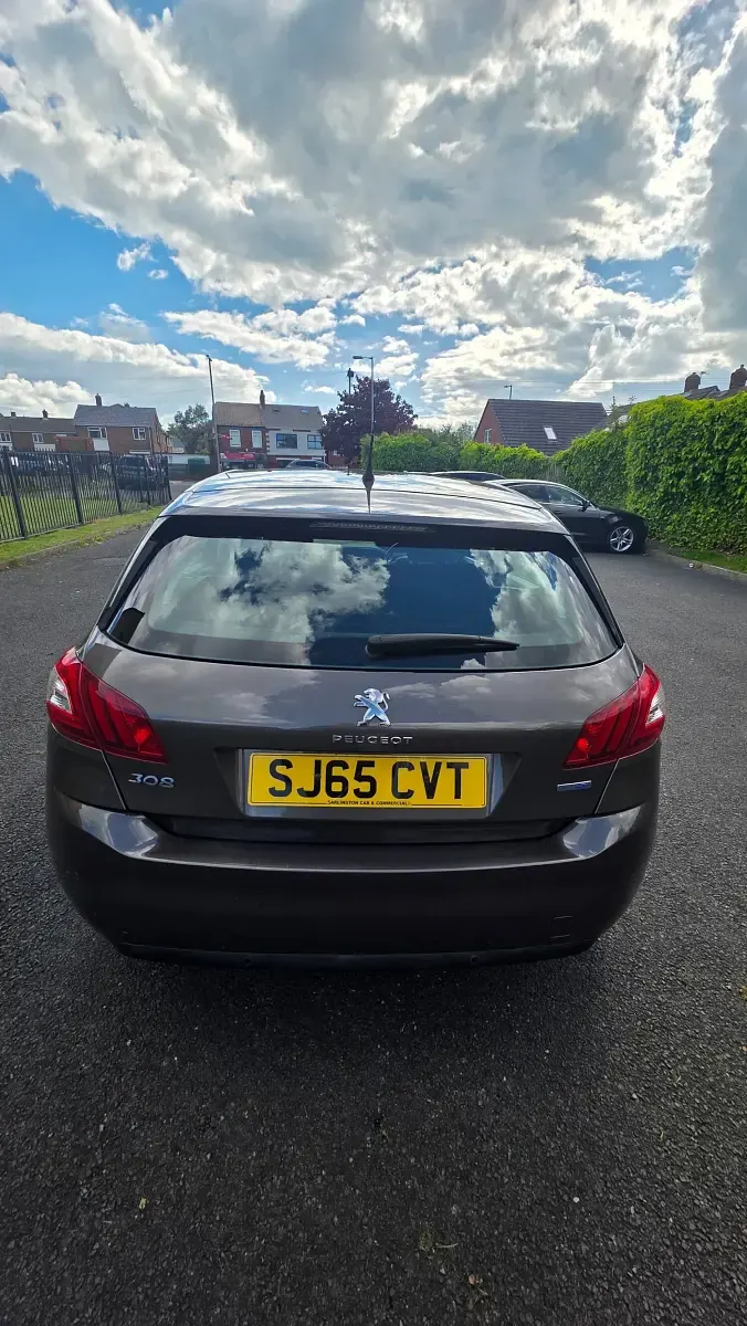 Used Peugeot 308 Active 120 HP (88 kW) 2015 Grey Hatchback