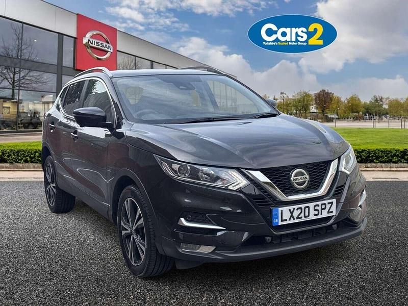 Black Used 2020 Nissan Qashqai N-Connecta SUV | £16,790 (Good price) - Image 1/4