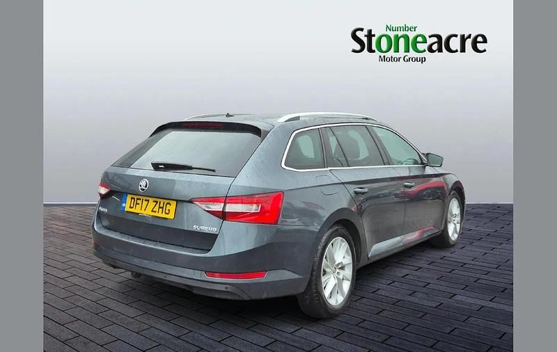 Used Skoda Superb SE Technology 147 HP (108 kW) 2017 Grey Estate