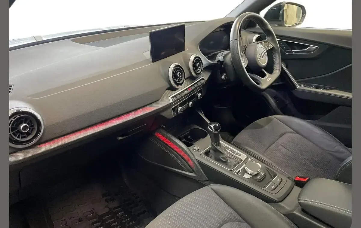 Used Audi SQ2 Black Edition 300 HP (220 kW) 2023 Grey SUV