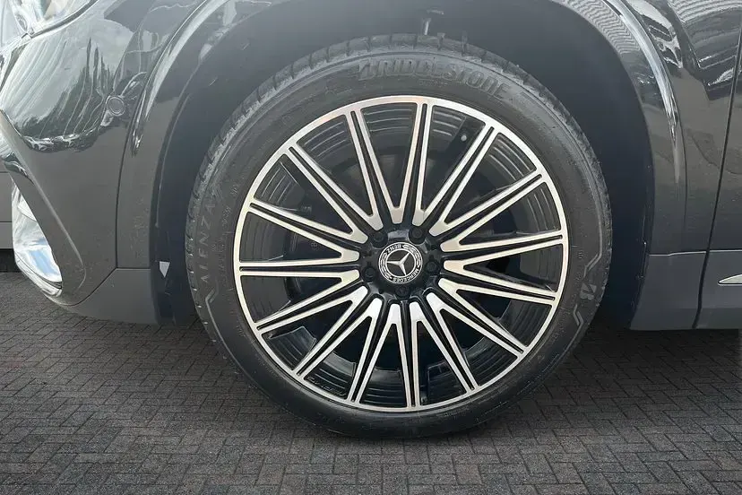 Used Mercedes GLA220 AMG line 187 HP (137 kW) 2024 Black SUV