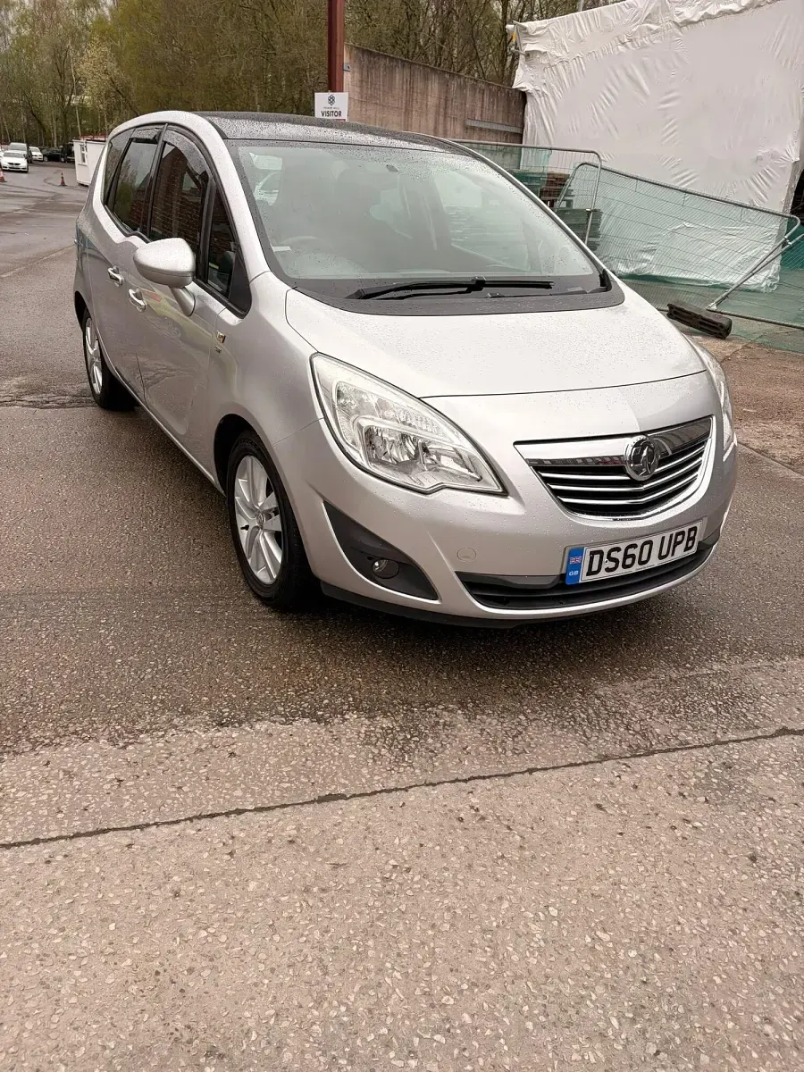 Used Vauxhall Meriva 2011 Silver MPV