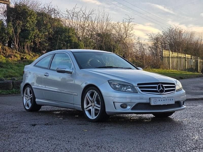 Used Mercedes CLC200 122 HP (89 kW) 2010 Silver Hatchback