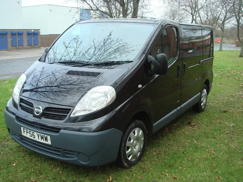 Used Nissan Primastar SE 115 HP (84 kW) 2006 Black MPV