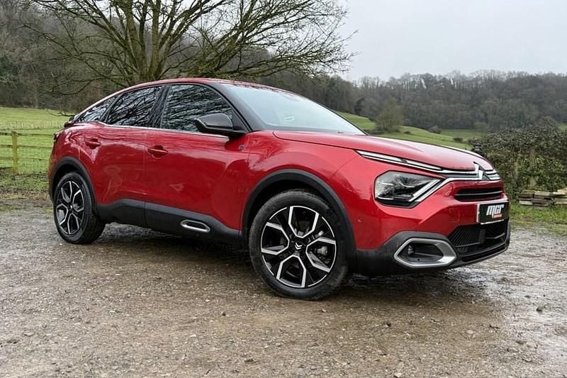 Used Citroën e-C4 Shine 100 kW (136 HP) 2023 Red Hatchback