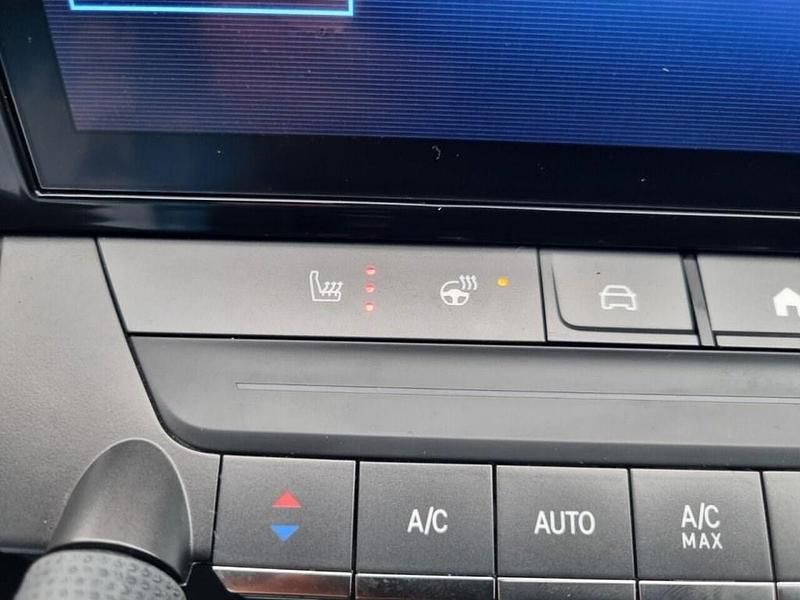 Used Vauxhall Astra GS Line 130 HP (95 kW) 2022 Black Hatchback