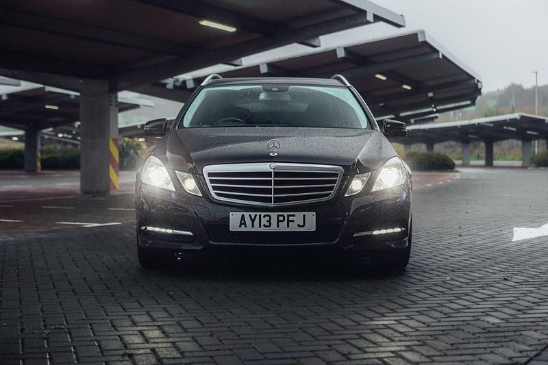 Used Mercedes E220 Avantgarde 2013 Black Estate
