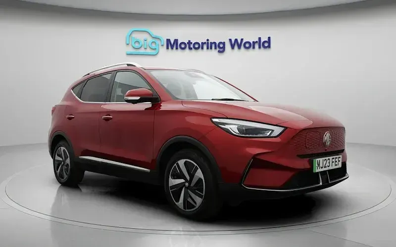 Używany MG ZS Trophy Connect 114 kW (156 KM) 2022 Czerwony SUV
