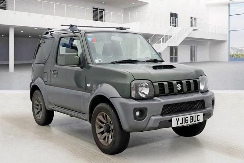 Used Suzuki Jimny SZ4 85 HP (62 kW) 2016 Green SUV