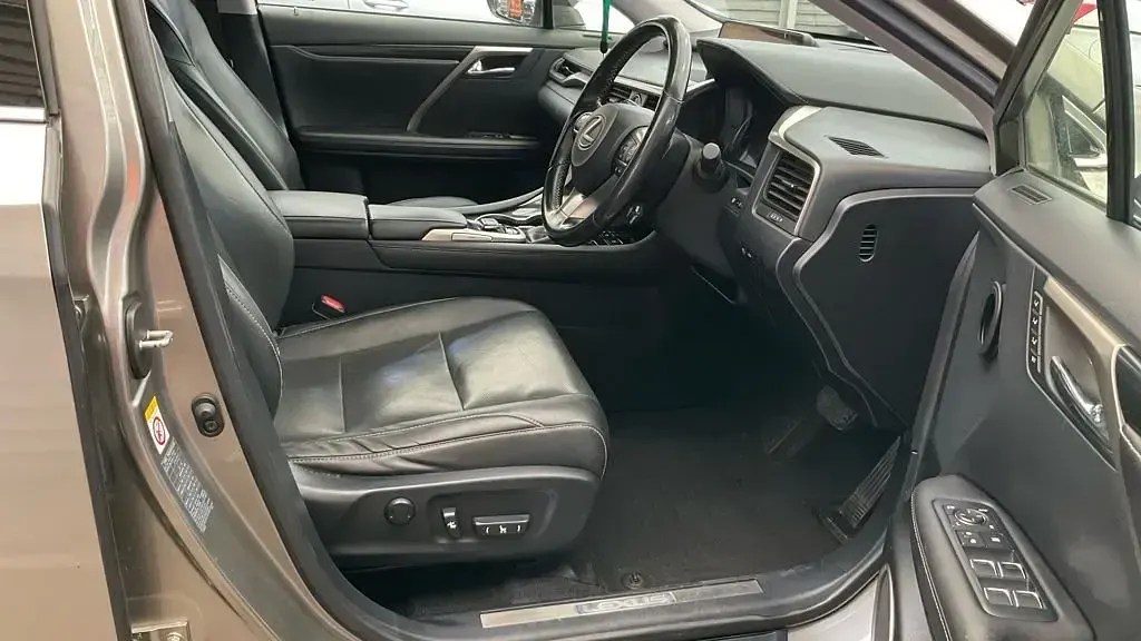 Used Lexus RX450h Luxury Line 2017 Silver SUV