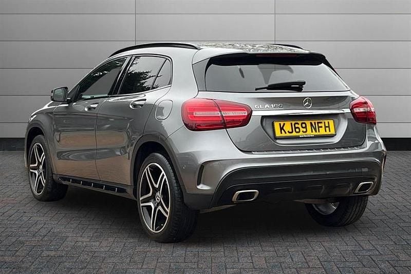 Used Mercedes GLA180 AMG line 122 HP (89 kW) 2020 Grey SUV