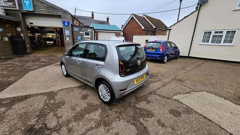 Used VW up! move up! 60 HP (44 kW) 2019 Silver Hatchback