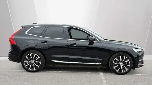 Used Volvo XC60 Ultra 250 HP (183 kW) 2025 Black SUV