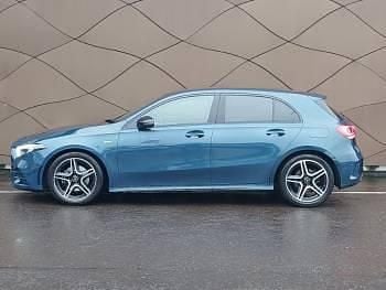 Used Mercedes A180 Executive 136 HP (100 kW) 2022 Blue Hatchback