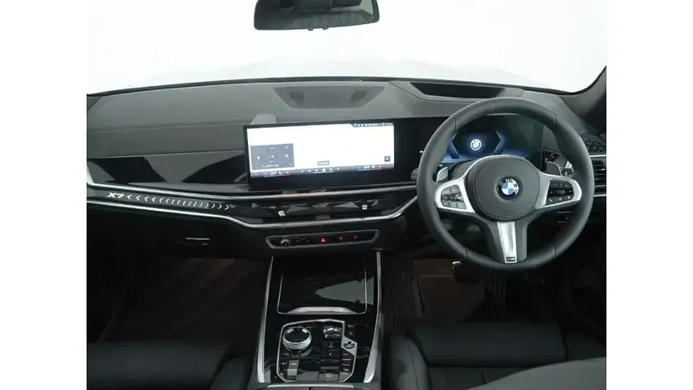 Used BMW X7 M Sport 376 HP (276 kW) 2025 Black SUV