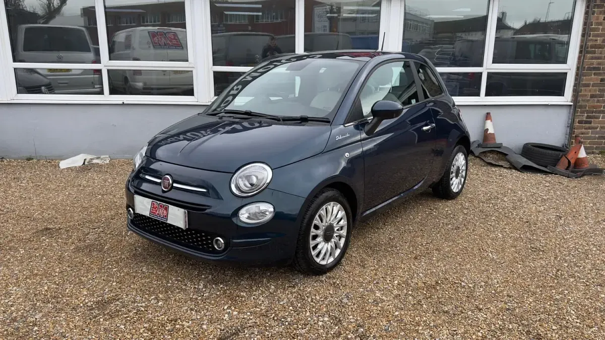 Used Fiat 500 Dolcevita 70 HP (51 kW) 2022 Blue Hatchback