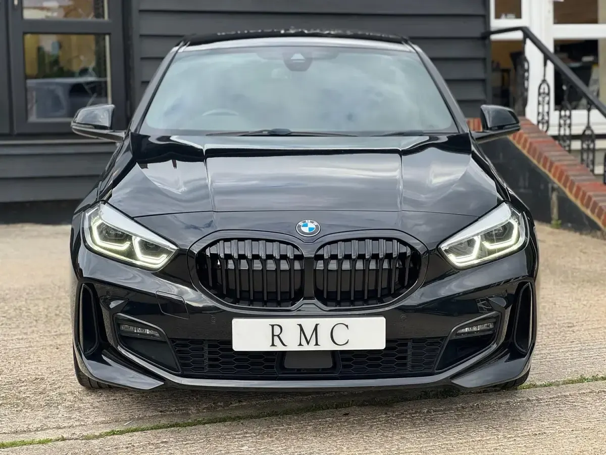 Used BMW 118 M Sport 140 HP (102 kW) 2020 Black Hatchback