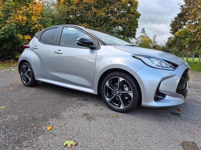 Silver Used 2024 Toyota Yaris Hybrid Edition Hatchback | £21,990 (A bit pricey) - Image 1/4