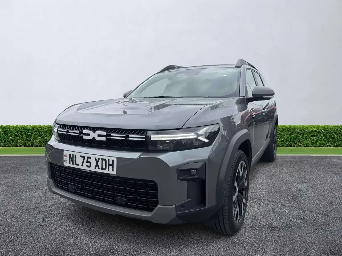 Used Dacia Bigster Journey 140 HP (102 kW) 2025 Grey SUV