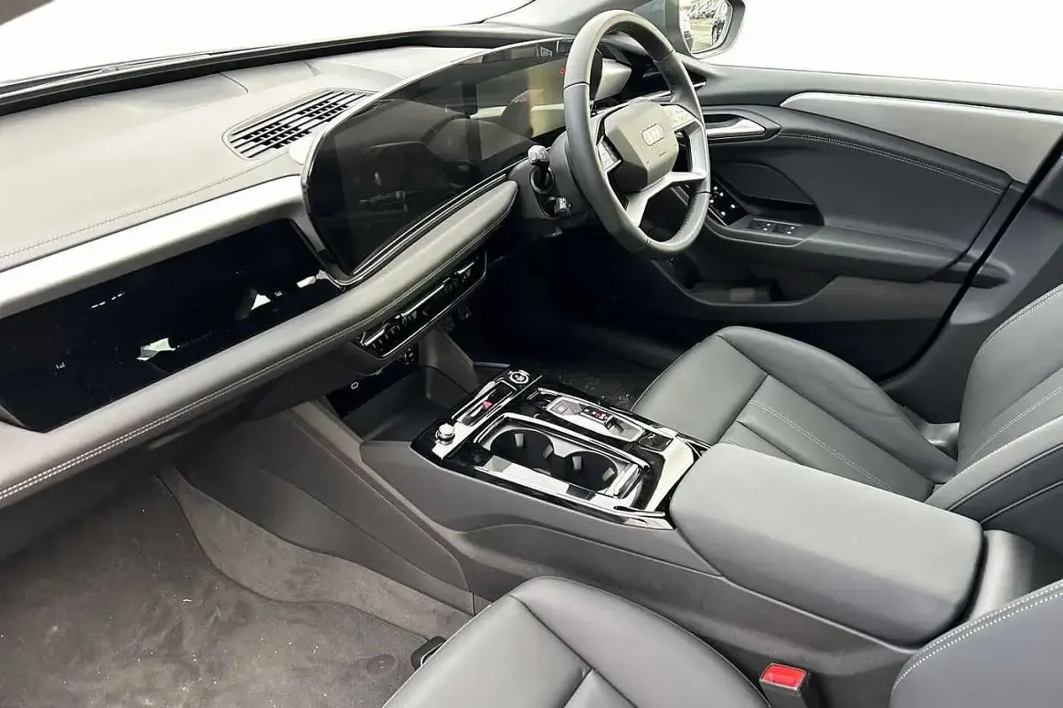Used Audi A6 e-tron Sport 269 kW (367 HP) 2025 Grey Hatchback