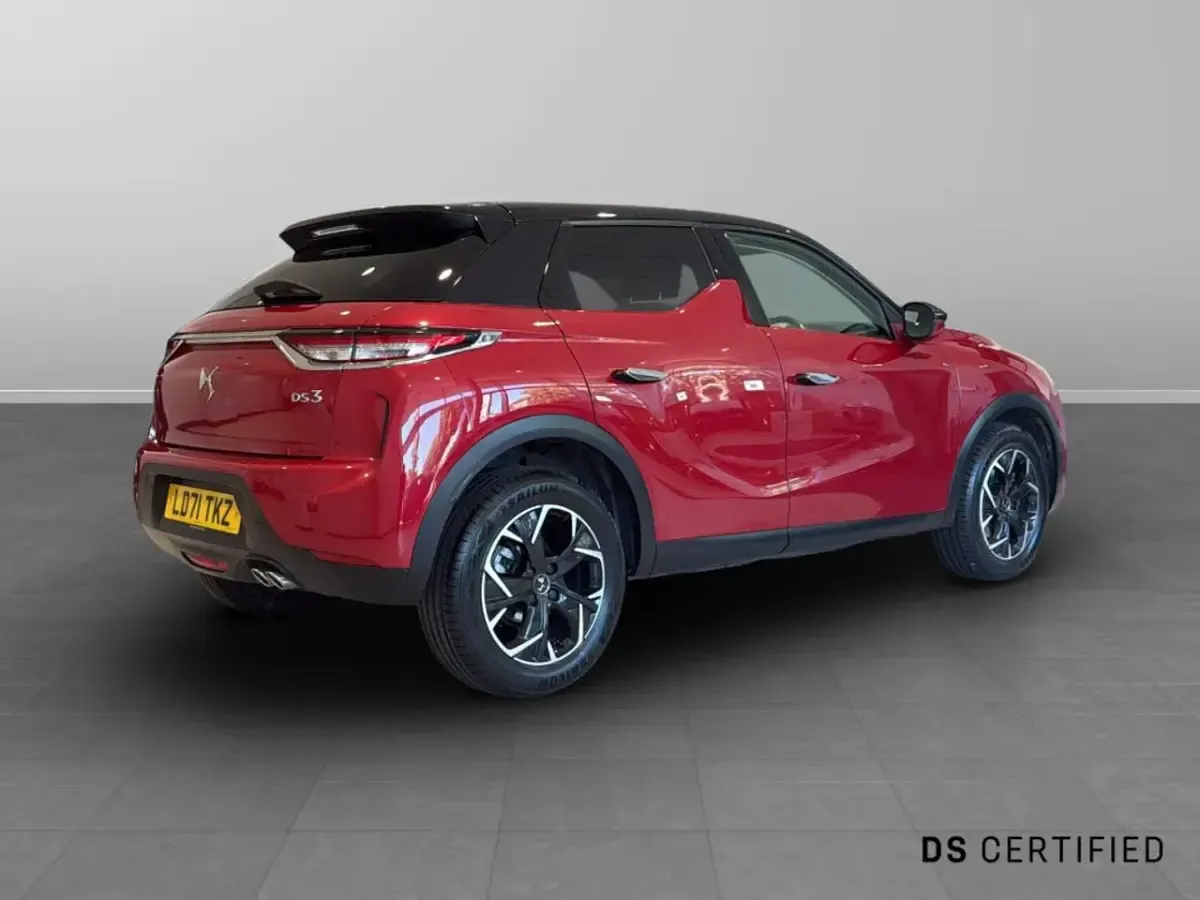 Used DS Automobiles DS3 Crossback Prestige 129 HP (94 kW) 2021 Red SUV