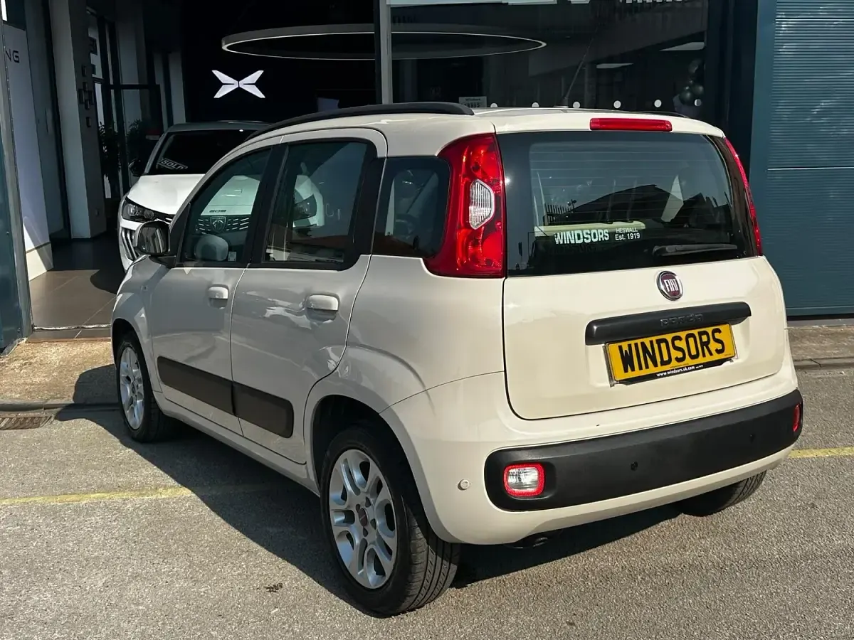 Used Fiat Panda Lounge 69 HP (50 kW) 2015 Beige Hatchback