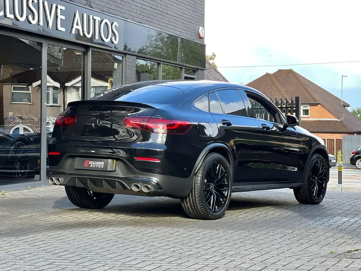 Used Mercedes GLC43 AMG Premium Plus 390 HP (286 kW) 2021 Black Coupe