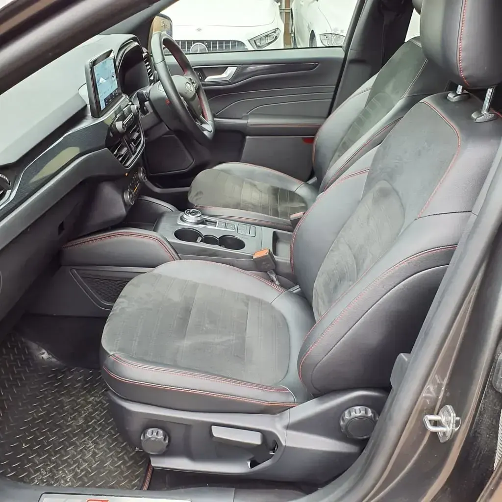 Used Ford Kuga ST-Line X 225 HP (165 kW) 2022 Grey SUV