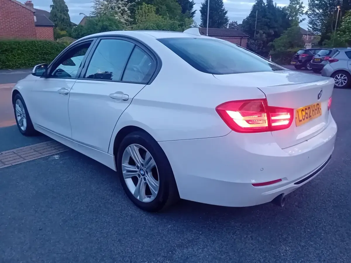 Usado BMW 316 Sport Line 2012 Blanco Berlina