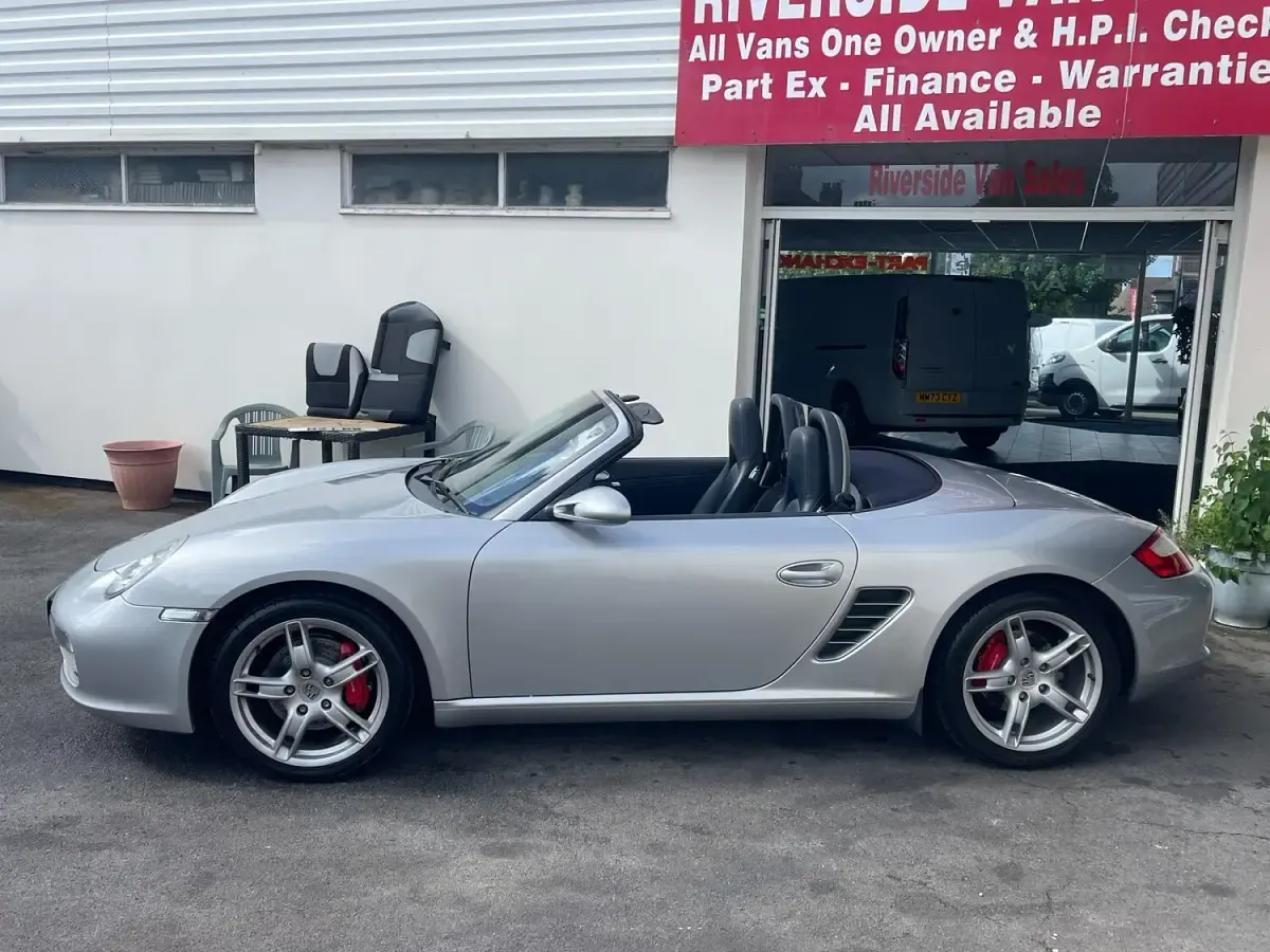 Used Porsche Boxster 295 HP (216 kW) 2007 Silver Cabriolet