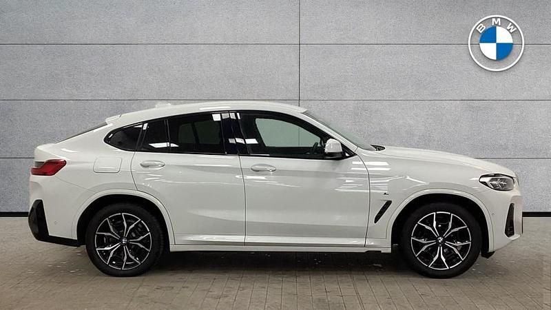 Used BMW X4 M Sport 187 HP (137 kW) 2022 White SUV