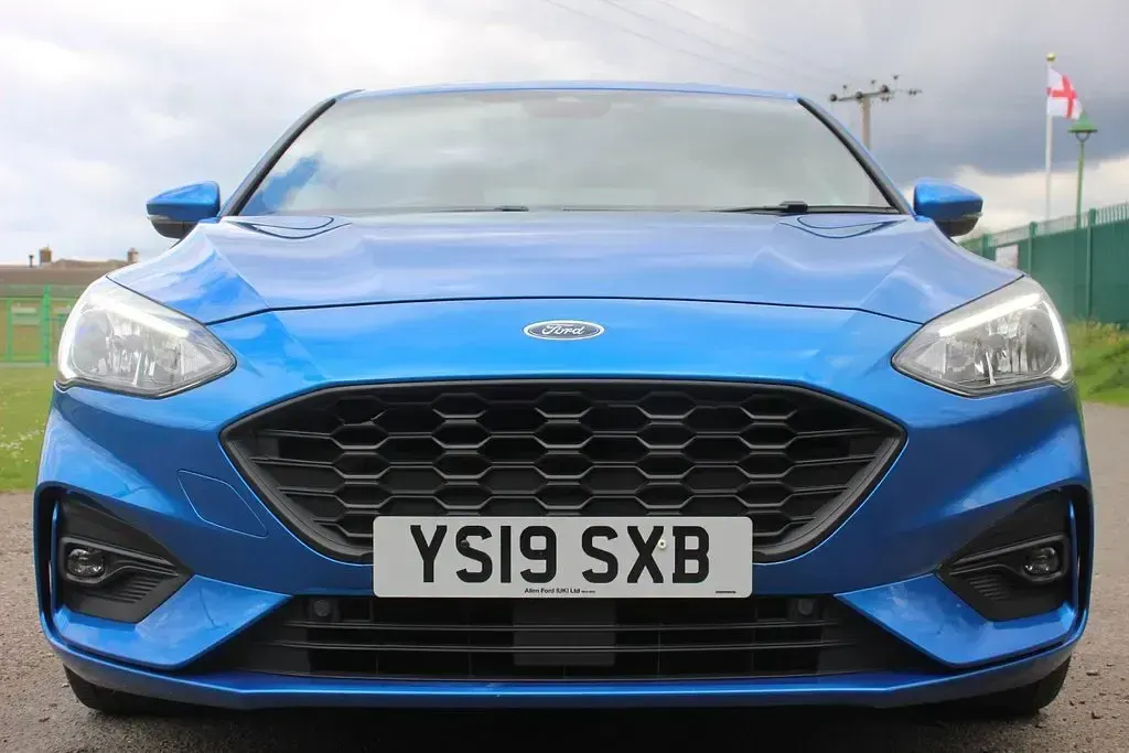 Used Ford Focus ST-Line X 120 HP (88 kW) 2019 Blue Hatchback