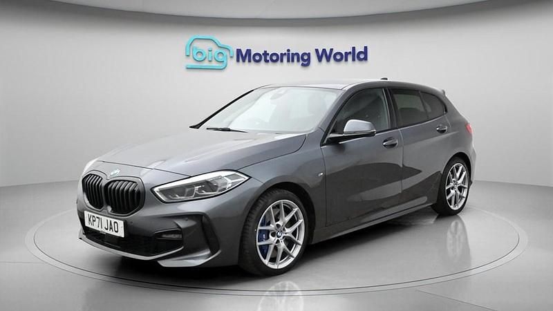 Used BMW 118 M Sport 136 HP (100 kW) 2021 Grey Hatchback