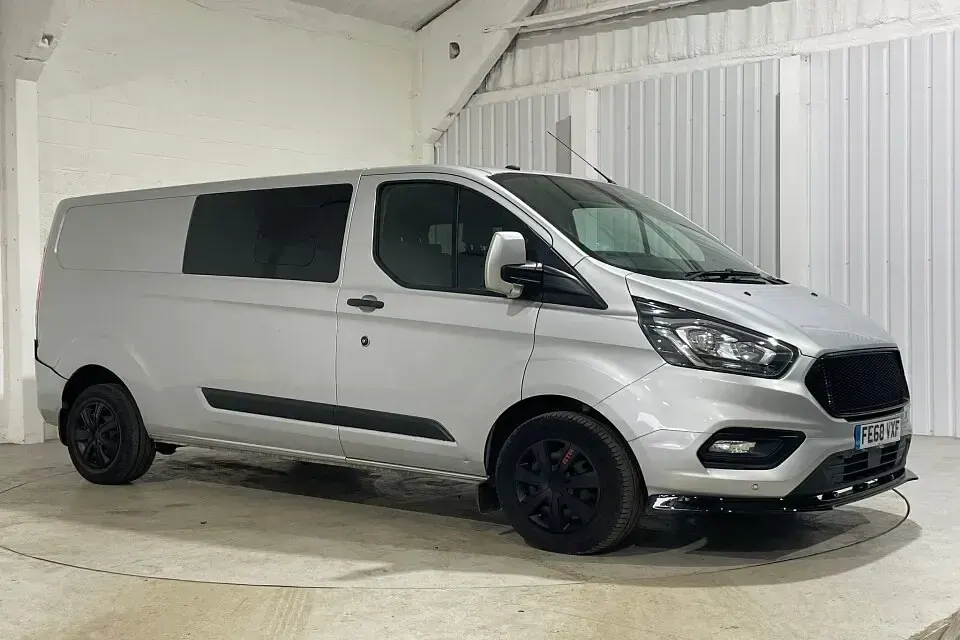 Used Ford Transit Custom Trend 130 HP (95 kW) 2018 Silver Van