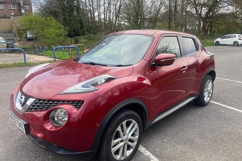 Used Nissan Juke Acenta 110 HP (80 kW) 2016 Red SUV