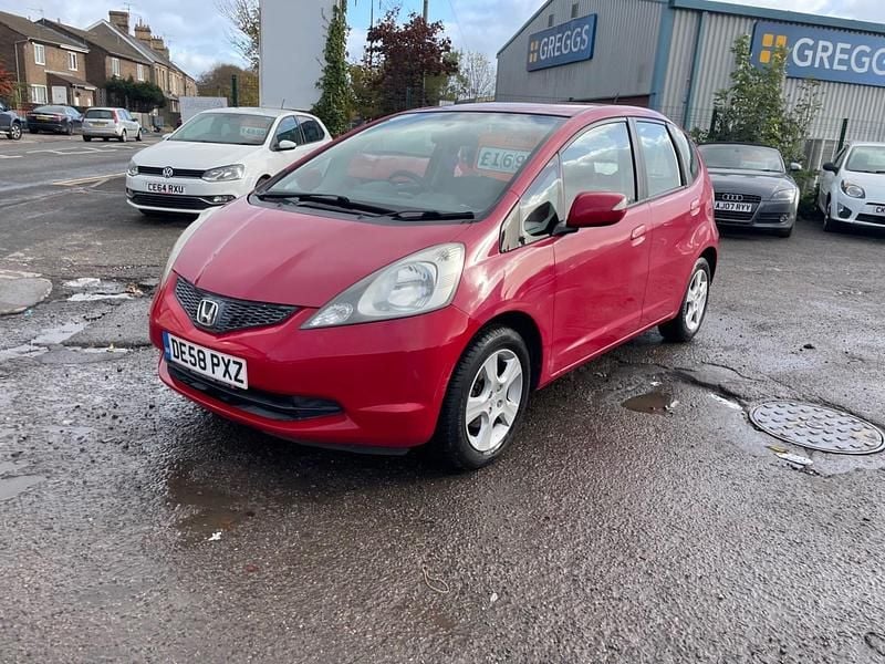 Used Honda Jazz ES 2008 Red Hatchback