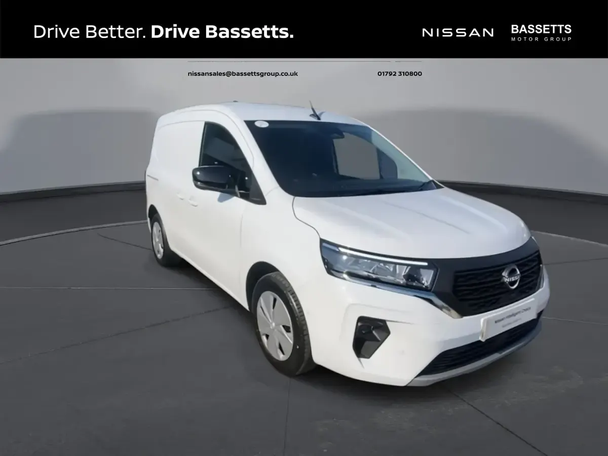Used Nissan Townstar Tekna 2026 White Van