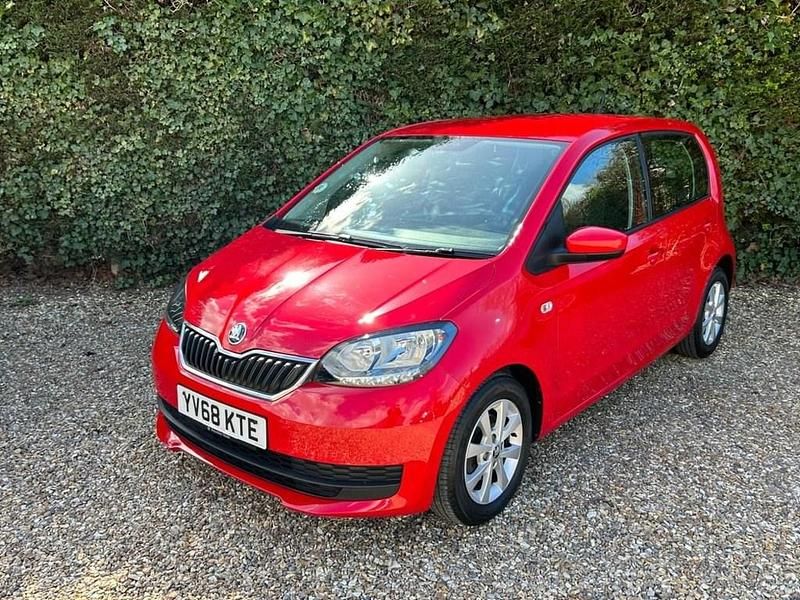 Used Skoda Citigo SE 60 HP (44 kW) 2019 Red Hatchback
