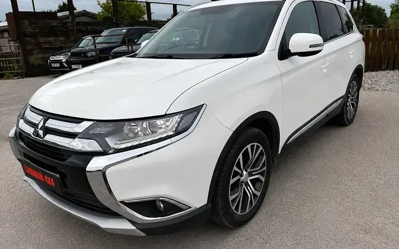 Used Mitsubishi Outlander 150 HP (110 kW) 2016 SUV