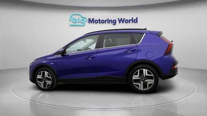 Used Hyundai Bayon Premium 101 HP (74 kW) 2023 Blue SUV
