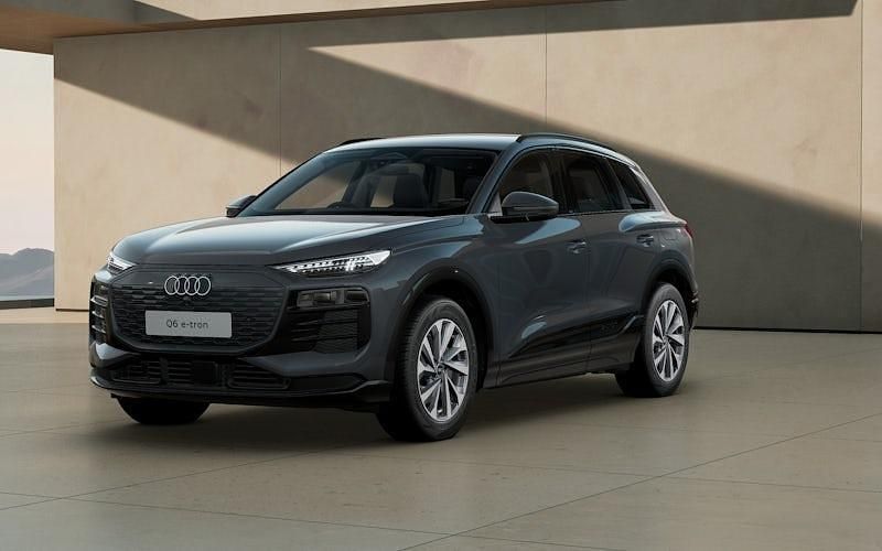New 2025 Audi Q6 e-tron Sport SUV | £62,015 (Good price) - Image 1/4