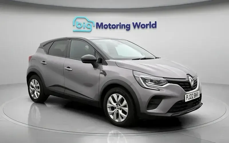 Used Renault Captur Iconic 143 HP (105 kW) 2022 SUV